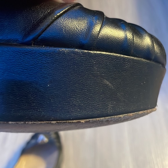 🎉PRICE DROP🎉 Valentino Garavani Rockstud pleated black stiletto pumps - Picture 9 of 11